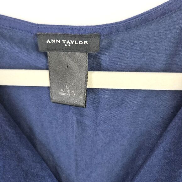 Ann Talyor Blue Chiffon Wrap Crossover Large Tank Satin Crinkle Loose Fit V Neck - Picture 3 of 9